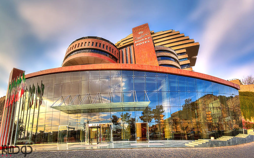 بهترین هتل‌های شیراز: اقامتی دلپذیر در شهر شعر و فرهنگ